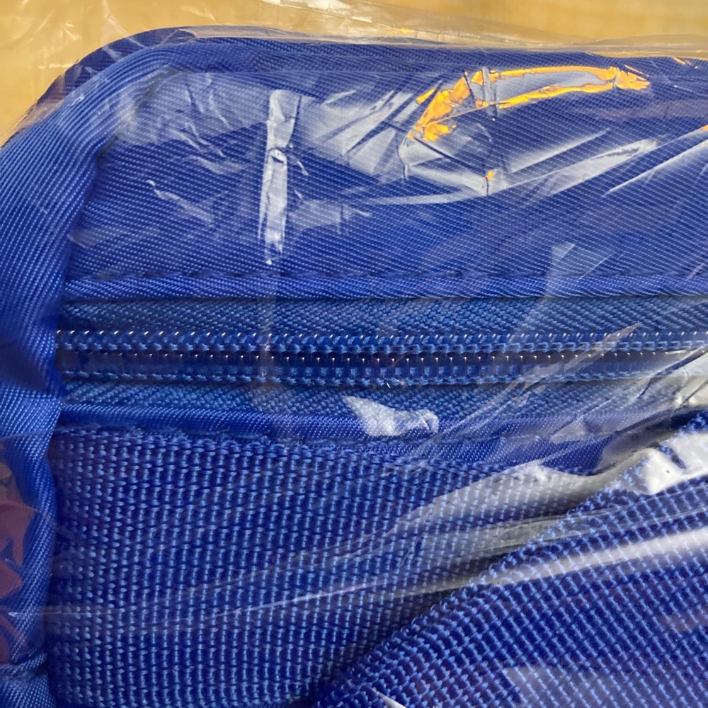 NIB Javvy Blue Belt Bag - Picture 3 of 6